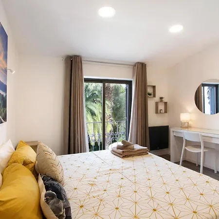 Flat 2 Bedrooms Cunha Apartmán *