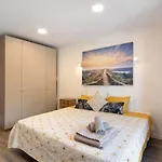 아파트 Flat 2 Bedrooms Cunha *