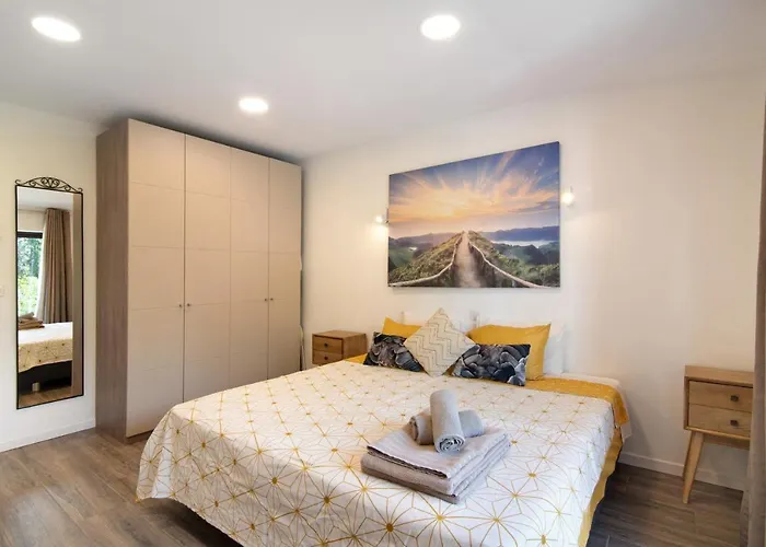 アパート Flat 2 Bedrooms Cunha *