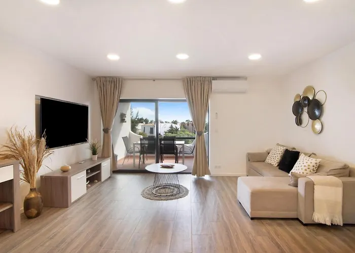 Flat 2 Bedrooms Cunha * アルブフェイラ