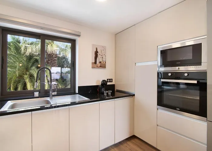 Flat 2 Bedrooms Cunha アパート *