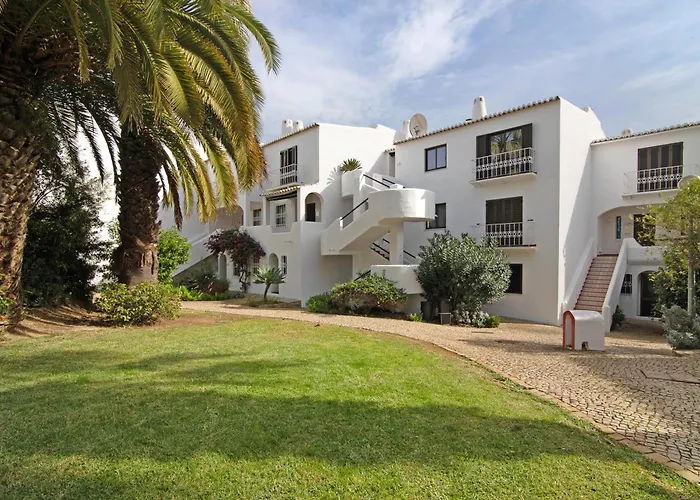 Flat 2 Bedrooms Cunha *